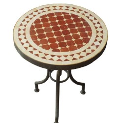 Table de jardin﻿ marocaine en zellige traditionnelle, Marrakech