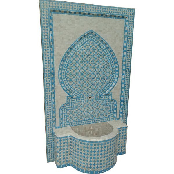 Fontaine marocaine en zellige