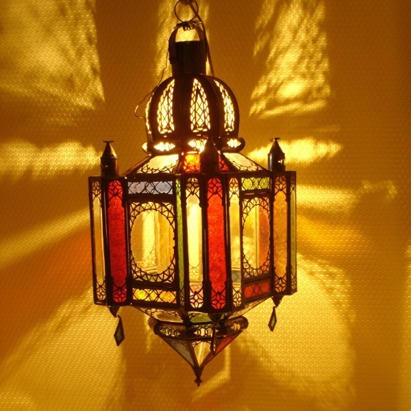 Lustre marocain en fer blanc